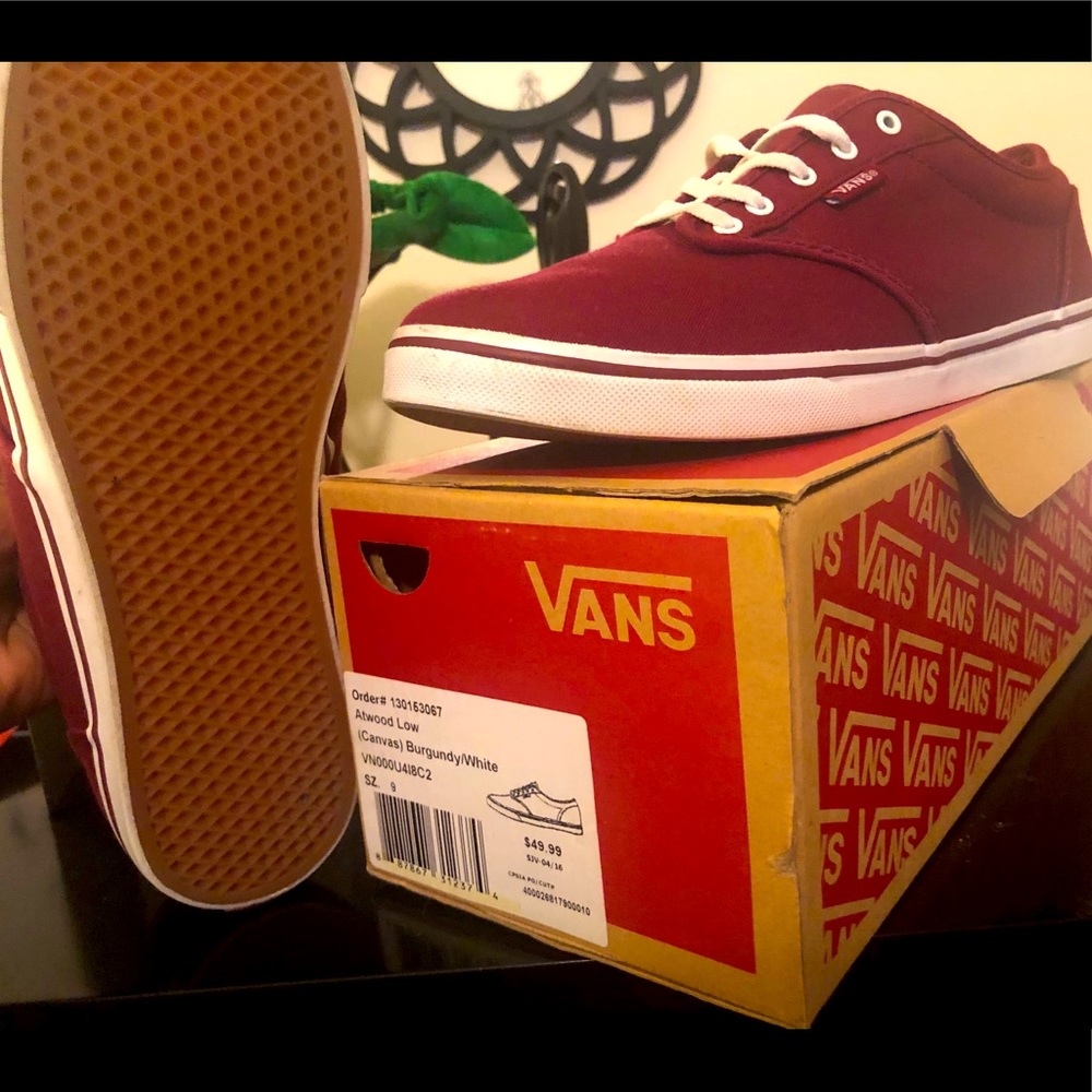 ✨Vans - Burgundy/White, Atwood Low Wmns Sneakers ✨